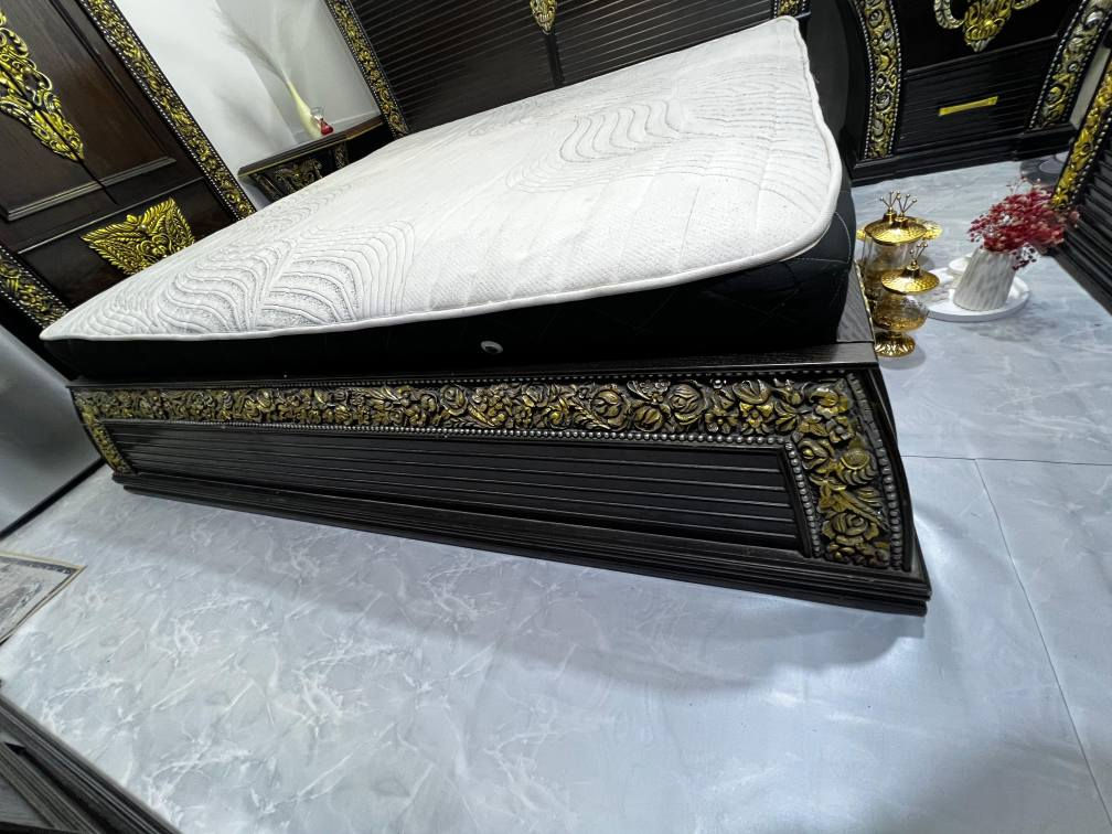 ‎غرفة نوم كويتي 6 قطع للبيع نضيفة 
للتواصل    ***********‎ البصرة, العراق
