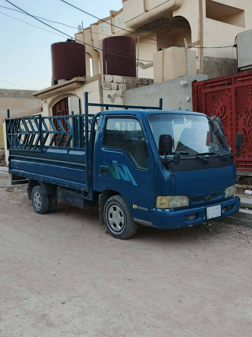 كيا فونتيرا للبيع موديل 99 العنوان تلعفر حي العسكري للتواصل ***********
