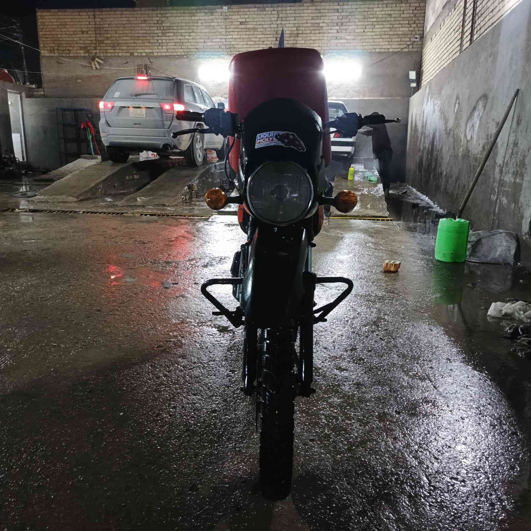 السلام عليكم بوكسر ٢٠٢٠ للبيع ب ٥٠٠ وبيها مجال
***********
