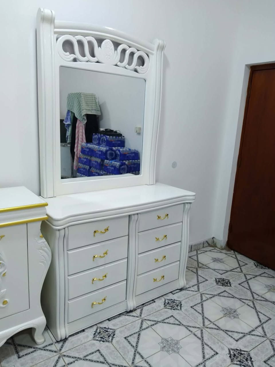 مكلفه بالنشر للتواصل ع الخاص


**إذا كنت صاحب هذا الإعلان وتريد حذفه لأي سبب، رجاءا أرسل رسالة إلى الدعم الفني**