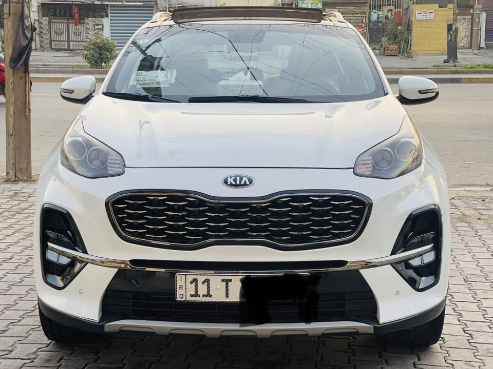 السلام عليكم 
كيا سبورتج خليجي موديل 2021 جيتي لاين
على فئه بل سبورتج ميحتاج اذكر مواصفاته
معروفه الجيتي لاين ماشيه 46السياره بسمي
رقم بغداد سنويه لغاية 2030سونار مع الصور 
شوف السياره وقتنع وخابر وبيك خير وتدلل 
السعر 225 بيها مجال حك الجيه رقم الهاتف 
***********
