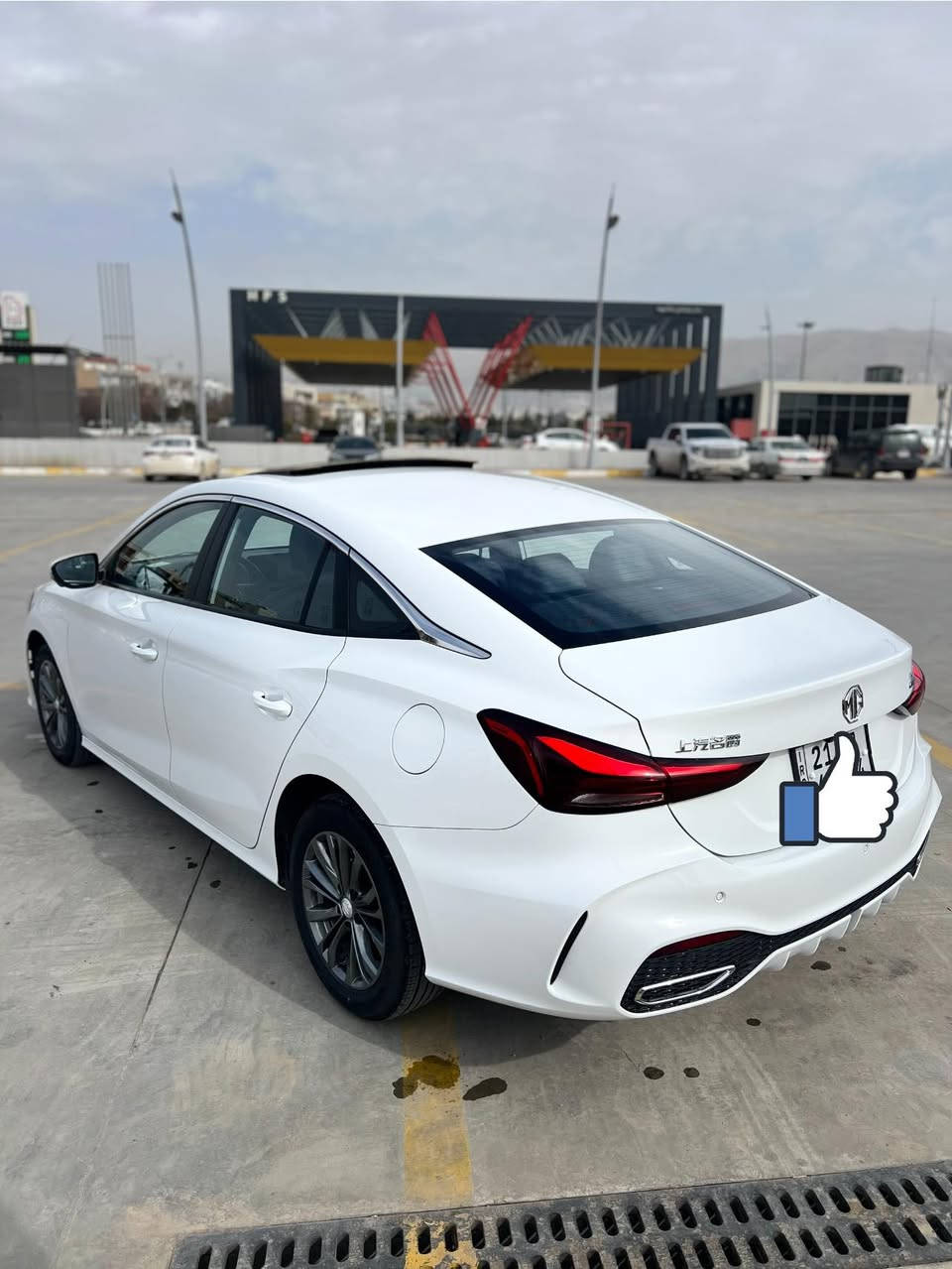 MG 5 GT 2025 للبيع
سيارة بدون صبوخ شويه بارد بين باب و جاملغ طرف السايق واضح ناشر بل صورة 

ماشيه٣ الف كم فقط زيرو

فول مواصفات 

كاميرا ٤

٣٦٠ درجه 

حاسات خلفي

لايتات زنون 

اشارات بالمري 

مرايات كهربائيه 

حساسات اطارات 

شاشه لمس الكبيره 

بصمتين 

صندوك بصمه

سايد بريك دكمه 

بلوتوث 

USB

ويل كب كروم 

كشنات جلد 

فتحه بالسقف 

تحكمات بالاستيرن 

السعر  120 ورقه

مكان السيارة السليمانيه

سيارة تحويل وكالة بشرط نفس يوم بسمي

 استفسار اتصال  ***********
