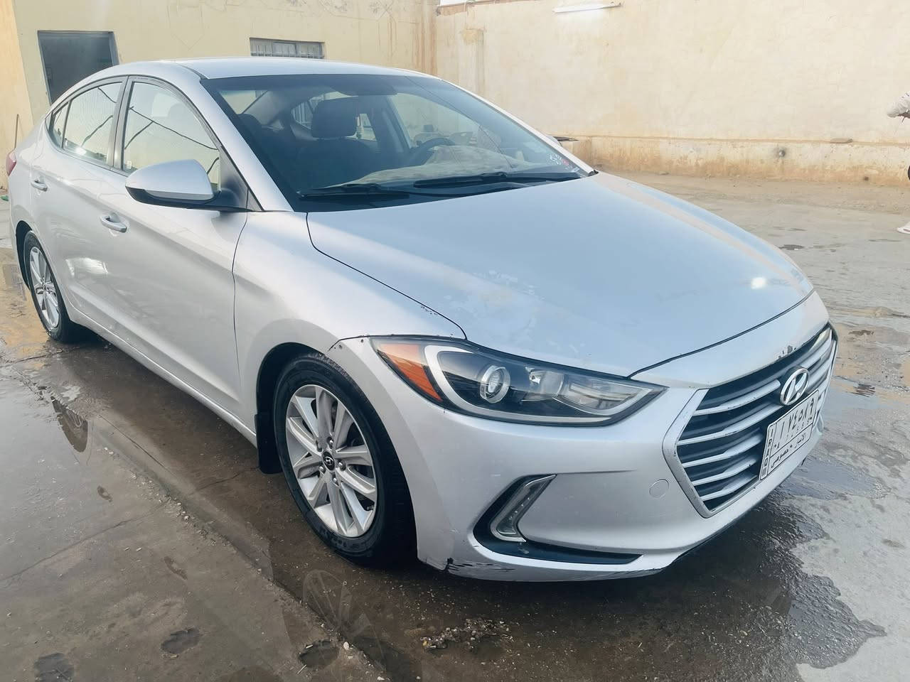 السلام عليكم 
للبيع بسعر مناسب جدا 
هونداي النترا 
2018 وارد امريكي 
ضررها بارد براس البنيد والجاملغ 
رقم انبار تحويل مباشر 
سعرها ١١٣ وبيهه مجال بسيط 
الاستفسار ***********

معرض سالم التجاري/الانبار/حديثه/الحقلانيه
قرب محطة تعبئة وقود الحقلانية
