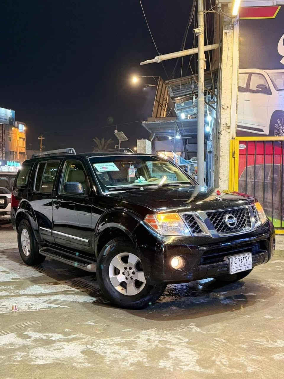 السلام عليكم بافندر للبيع موديل 2008 سياره كلين بدون ضرر هنا بالعراق بس باب نرشت بدون حادث رش فقط سياره نضيفه مكينه وكير جدد مال حاويه تخم تاير  السعر 93 وبيه مجال مكان السياره الديوانيه للاتصال ***********
