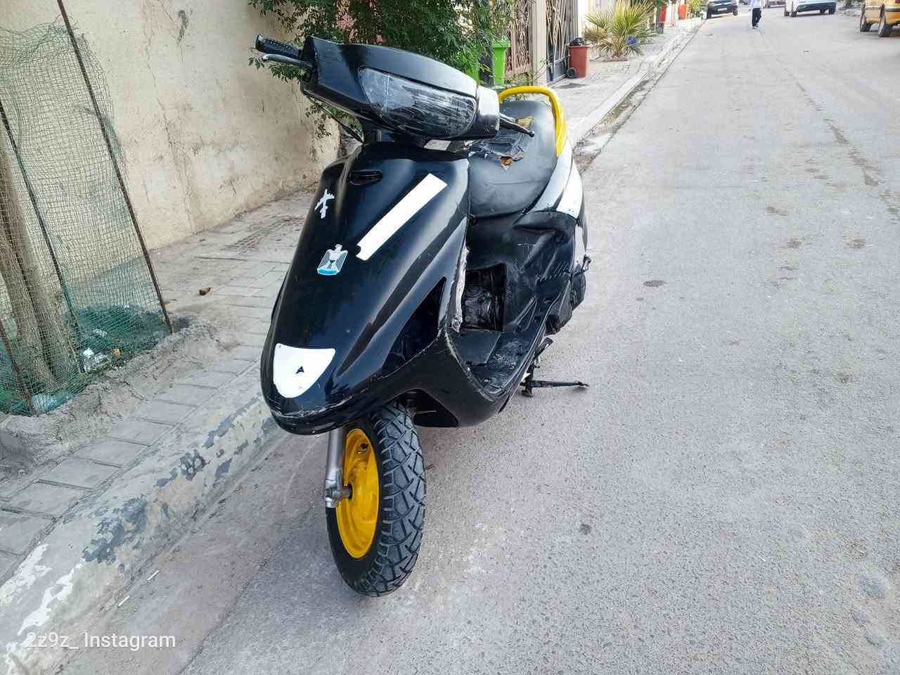 السلام عليكم شباب فقط للمراوس اراوس بدراجه اكس 900فقط دراجة فراشة نظيفه تشتغل هندر فقط كهربائيات ماكو شايل الظفيره شلعتهه تشك الكاع مكاني بصرة زبير رقمي ***********
