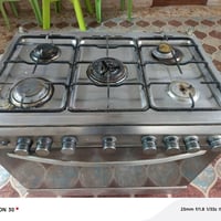 طباخ للبيع مصري خمس عيون منهن اثنين ميشتغلن و3شغالات جدد يحتاج بس يتبد...