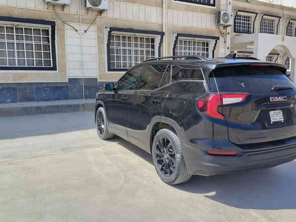 ‏للبيع  جمسي تيران مديل 2023

‏اللون اسود لامع

‏فئة SLT

‏محرك 1500 توربو

‏ماشية (14) الف

‏فول مواصفات 

‏الحادث موضح بالصور

‏مواصفاتها:2 

‏اشاير بل مري 

‏

‏1كشنات جلد 

‏2تدفئة كشنات 

‏3بانوراما

‏جنطه كهرباء تفتح وتغلق بالقدم  

‏رادار امامي للتوقف عند الخطر 

‏رادار خلفي 

‏رادارات جانبيه 

‏نظام متحسس الاضاءه الليل 

‏, السعر   150

‏***********
