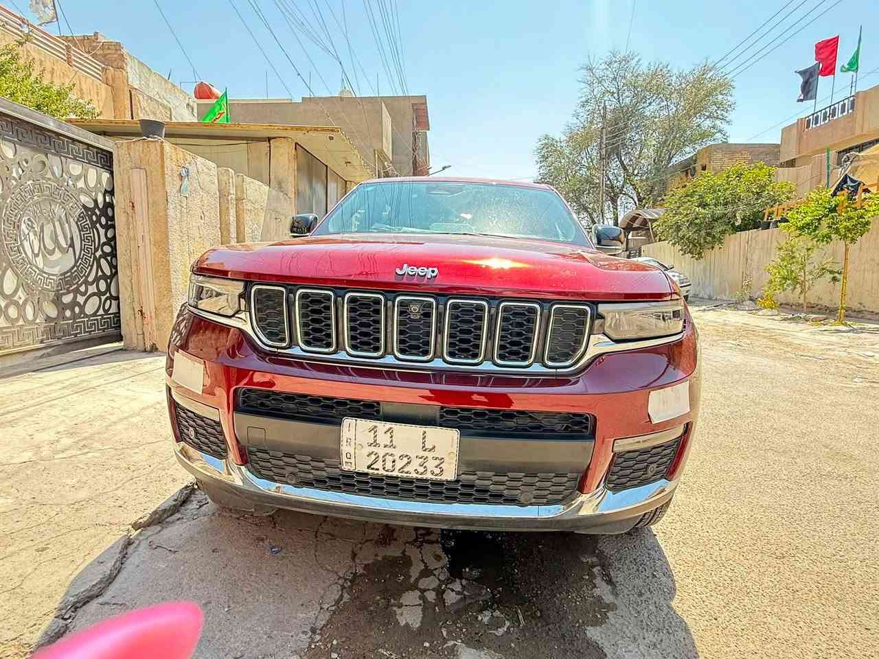 السلام عليكم جيب موديل 24سياره فول للاخير رقم بغداد حادث حديد فقط ومبدل بلادي نفس الون بدون صبغ ماشيه 11 الف سعر 315
سياره باسمي اني مستوردته ***********
