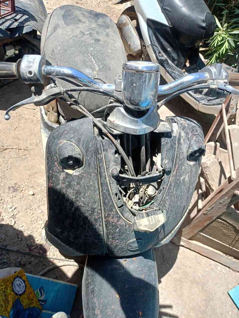 دراجه مصريه مكفوله عامه مكينه مامفتوحه ولا مجفته سعرها 150 
*********** ناصرية, ذي قار
