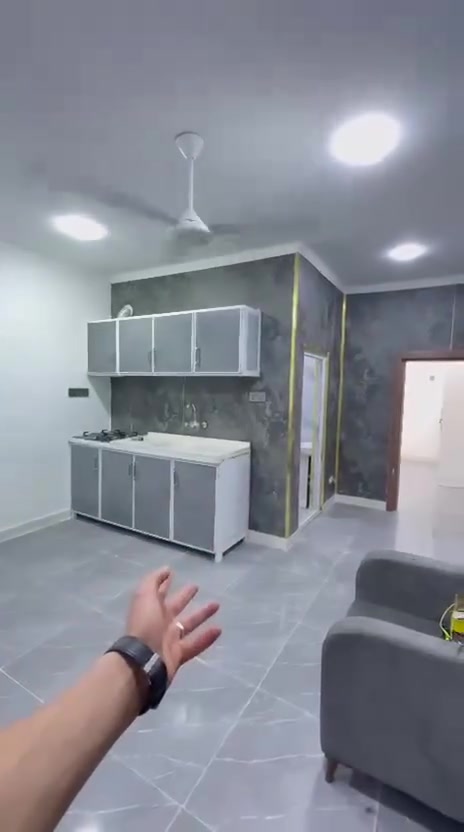 🏢 شقق للإيجار –
 بناية حديثة بنظام مصعد، متوفرة بكافة الطوابق، مؤثثة جزئياً مع مطبخ مجهز، وتتوفر بعض الشقق بأثاث إضافي.

✅ نظام مصعد
✅ مطبخ متكامل
✅ خيارات متعددة للطوابق
✅ موقع مميز المنصور حي المتنبي 

💰 أسعار الإيجار تبدأ من 500 دولار شهرياً فما فوق،


**إذا كنت صاحب هذا الإعلان وتريد حذفه لأي سبب، رجاءا أرسل رسالة إلى الدعم الفني**