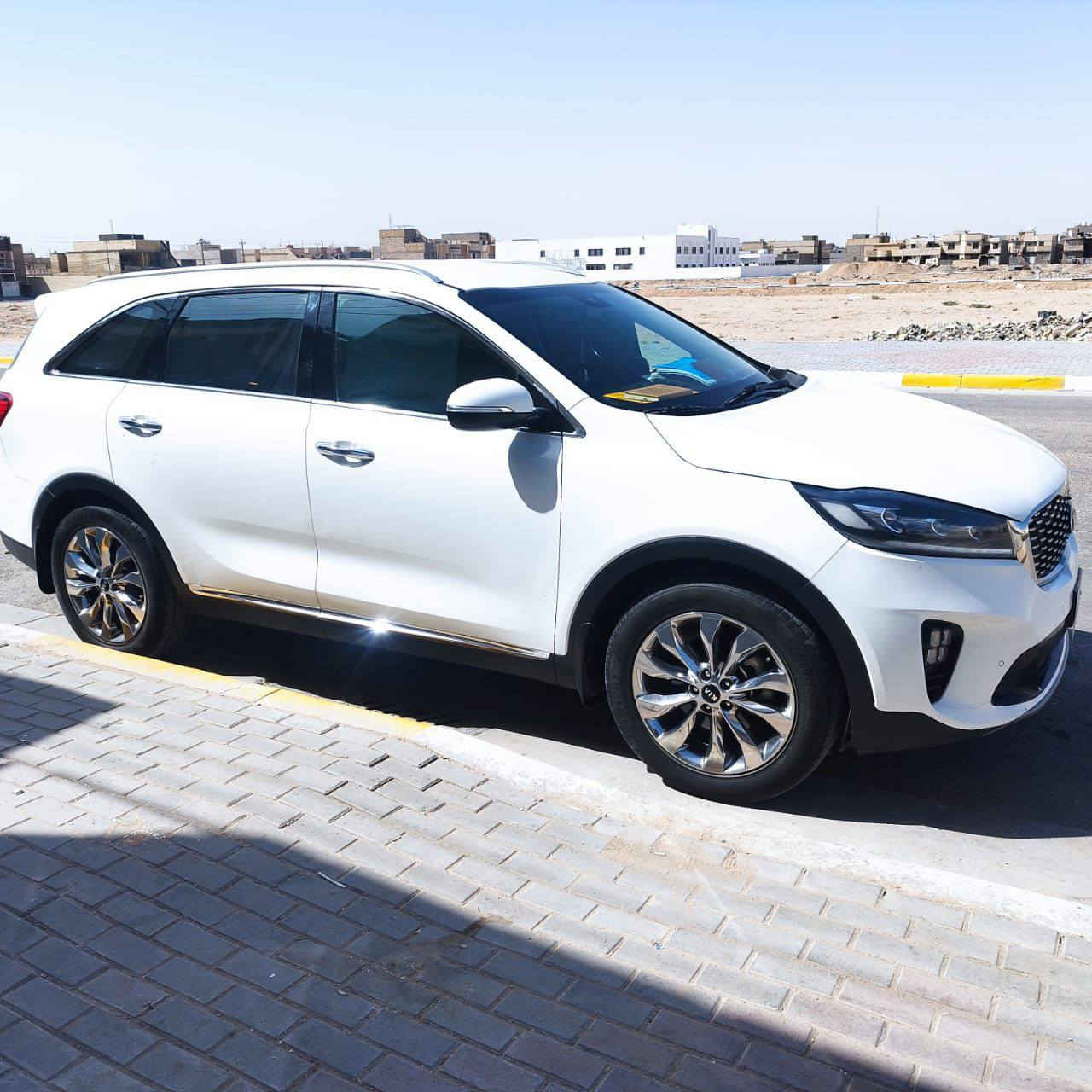 السلام عليكم
سورنتو 2018 
بيها بارد وصبغ بالباب
السعر  213 وبيها محال 
للاستفسار مراسلتنا على الخاص او الرقم ***********
