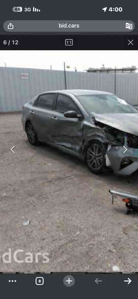 فورتي وارد امريكي 
جي تي لاين 

موديل 2022

فول مواصفات ماعدى الفتحة 

تحكمات سترين 

رادار امامي وخلفي 

بدون ايرباك 

بالاضافة الى بارد بسيط بقبق الجنطة

 

السعر 140 

***********
