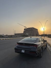 النترا موديل 2024 وارد امريكي حره بأسمي بدون رقم  ضربتها جاملغ وبنيد م...