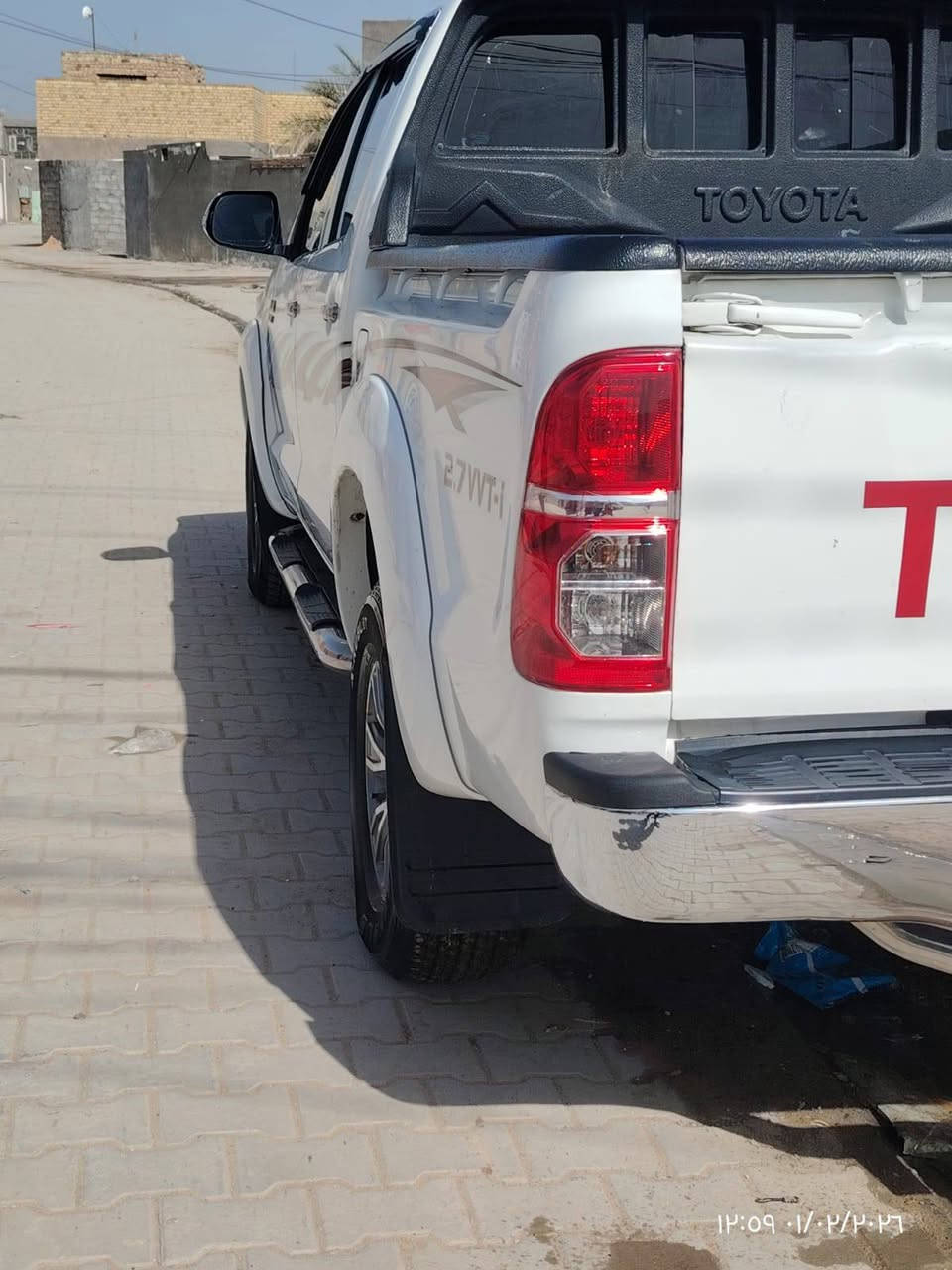 هايلوكس فورويل 2013 سياره جاهزه تخم تاير باتري جديد رقم انجليزي ثانويه 29 شماليه السعر 190 مكلف بلنشر اتصال ***********
