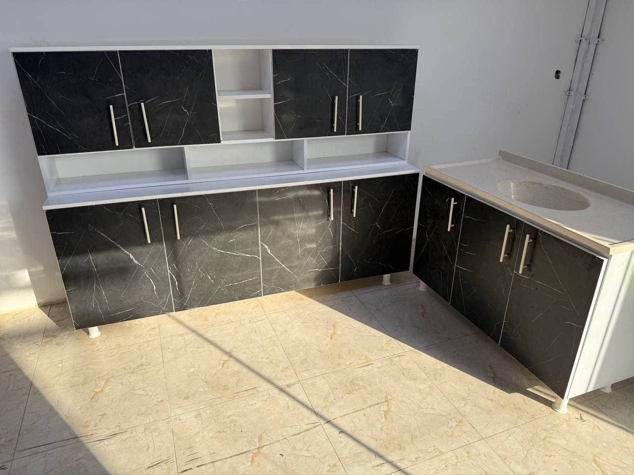 كاونتر MDF خشب مترين ارضي وملحق مع سنك متر و٢٠ مرمر . 
السعر 260 الف ❤️

التوصيل 🚚🚚
بغداد داخل وأطراف مجاني ✨🩵
(كربلاء +بابل + نجف + مركز الديوانيه 25 الف ) 
(الأنبار 25 الف ) 
الديوانيه (25 اطراف  50) الف حسب البعد 
(واسط + صلاح الدين + ديالى مركز المحافظات 35 الف ) .. اطراف المحافظات (50 الف)
(السماوه + العماره + الناصريه + البصره مركز المحافظات (50) الف ).. اطراف 75.


**إذا كنت صاحب هذا الإعلان وتريد حذفه لأي سبب، رجاءا أرسل رسالة إلى الدعم الفني**