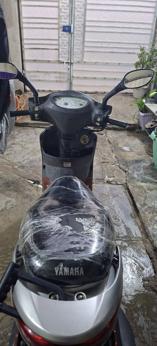 سلام عليكم دراجه صارلي شهر من اخذتهه دراجه مال رمبه والله بس لدوام اروح بيهه ورجع اجودرهه مكاني الشعله السعر مليون ***********
