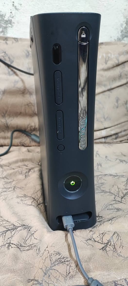 السلام عليكم
جهاز اكس بوكس 360
جهاز نضيف والعابو موجوده بل فديو 
يدات 2شغالات شرط 
هارد 128
مكان موصل ايمن


**إذا كنت صاحب هذا الإعلان وتريد حذفه لأي سبب، رجاءا أرسل رسالة إلى الدعم الفني**