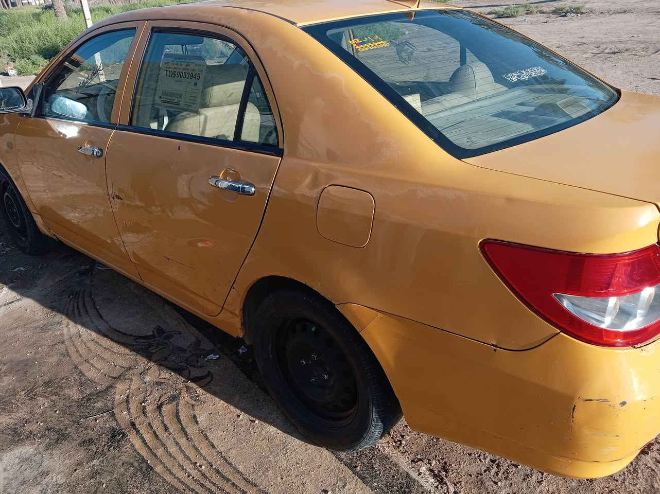 سلام عليكم سيارة BUD للبيع موديل 13 سياره خير من الله من المحرك إلى كهربائيات إلى دواخل ونظيفه وما ناقصها شي السعر 37 وبيها مجال قليل لليحب يتواصل وياي على على هذا الرقم *********** العنوان بابل /الحله
