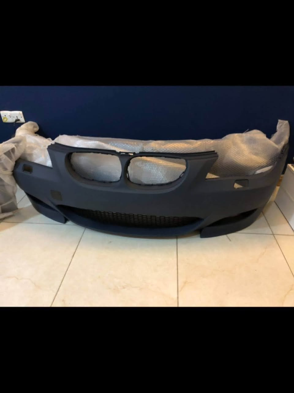 السلام عليكم منشور للفائدة 
الي ايريد مواد احتياطية لسيارة BMW و BMW E60  شاشات اندرويد قطع الغيار الولد بغداد انشاء الله ميقصر وياكم 
رقم موبايل ***********
