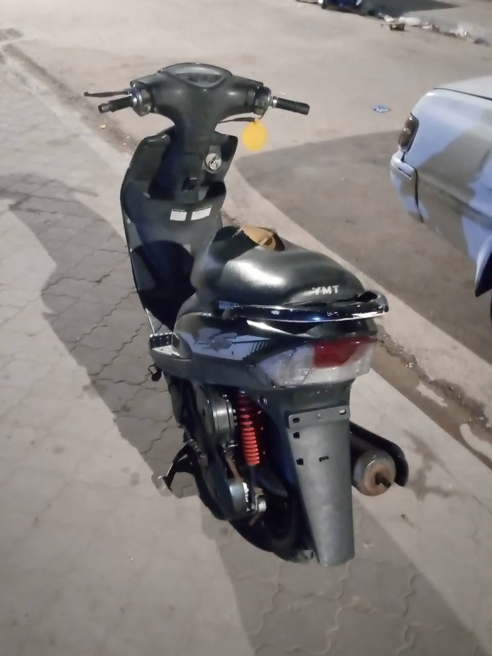 السلام عليكم دراجه ماكس عدله دراجه بلاديه لا تنقيص لا تبخير كهربائيات  كلها شغاله مكان الزبير  ***********,
