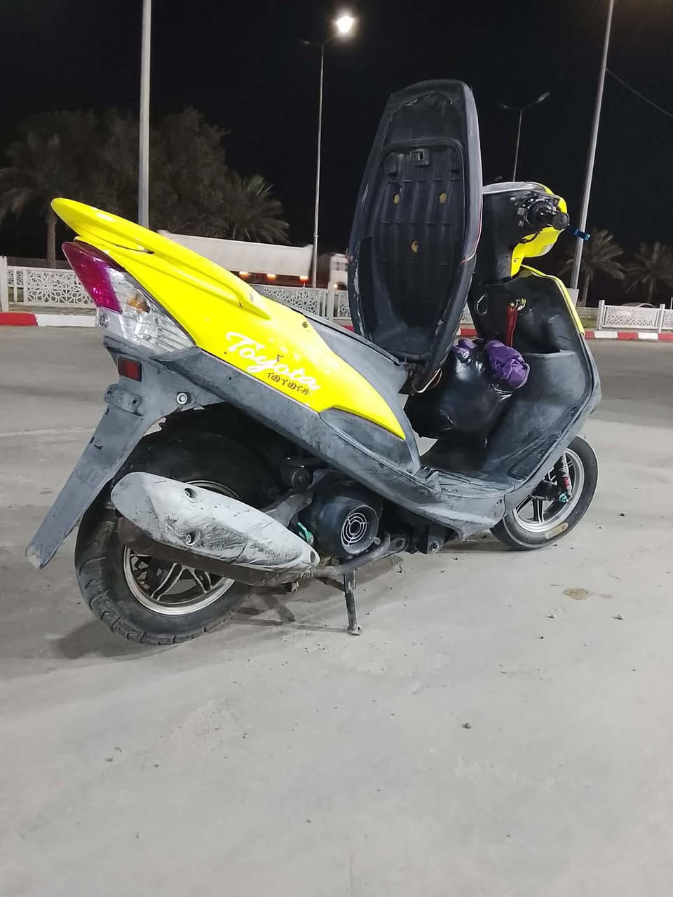 السلام عليكم دراجه ماكس للبيع دراجه مكفوله كفاله عامه دراجه بلاديه خير من الله شلعه معدل  السعر .1200وبيه مجال حك الجيه مكاني بغداد الدورة…..الرقم ***********تواصل وتساب
