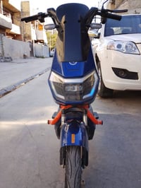 دراجه شحن للبيع 4 بطاريات  تمشي 50 موديلا 2023 سعر 300 وبيه مجال  العن...