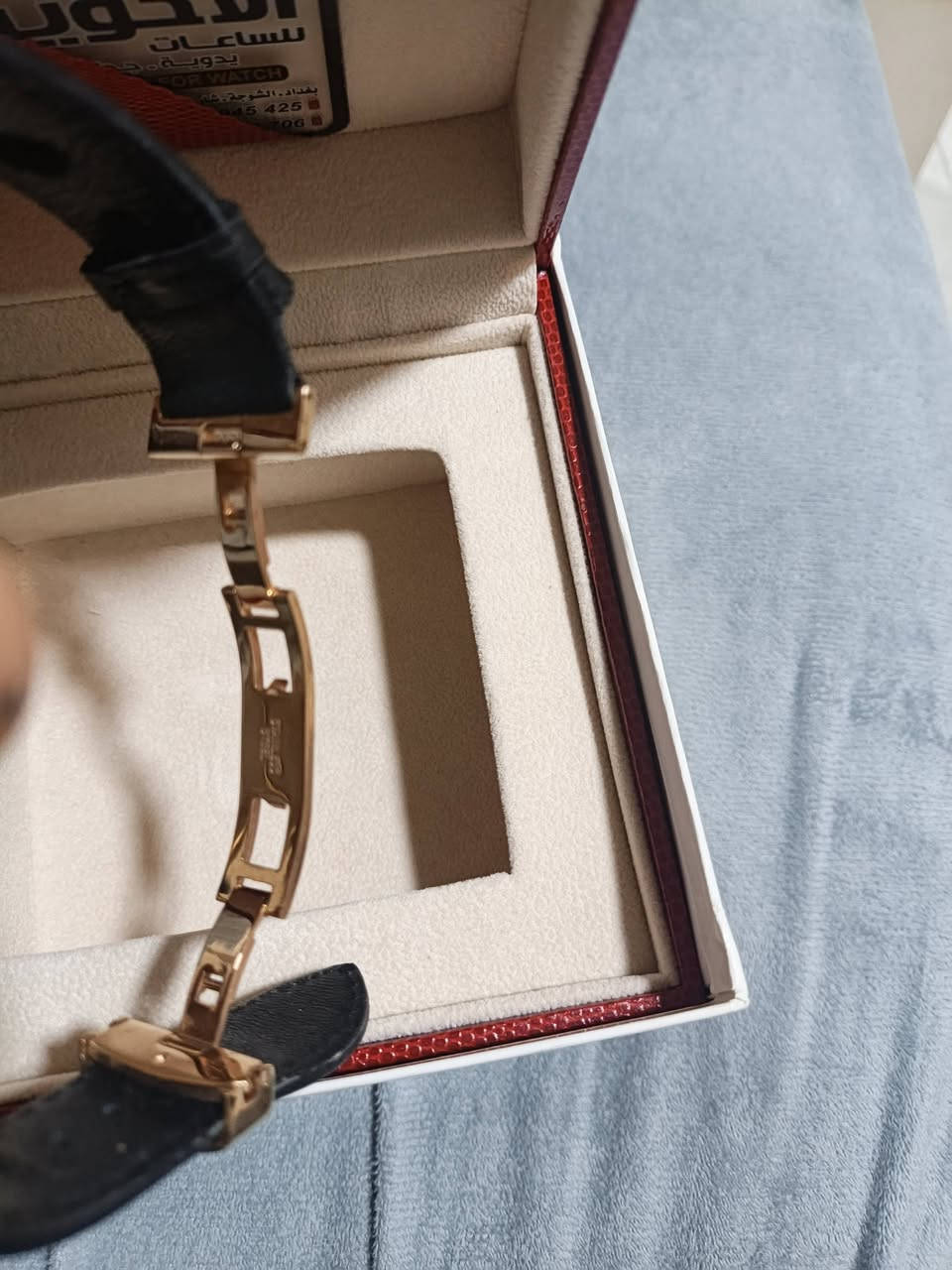 السلام عليكم تيسوت كوبي ماستر كولاتي طبق الاصل السير جلد طبيعي طلاء ثابت غير مستخدمه السعر 100 الف سعر نهائي


**إذا كنت صاحب هذا الإعلان وتريد حذفه لأي سبب، رجاءا أرسل رسالة إلى الدعم الفني**