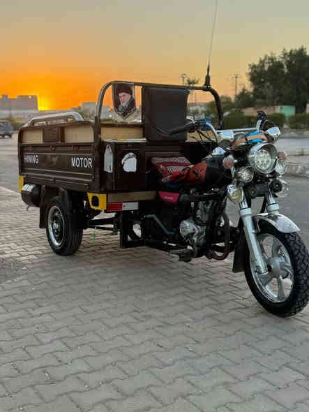 ستوته للبيع 22 كفاله من كلشي مكان ديالى بلدروز السعر 2و100وبيهه مجال  المو شراي لا تعبني الستوته واضحه جدامك نفس الصور نضافه اخت الزيرو ***********
