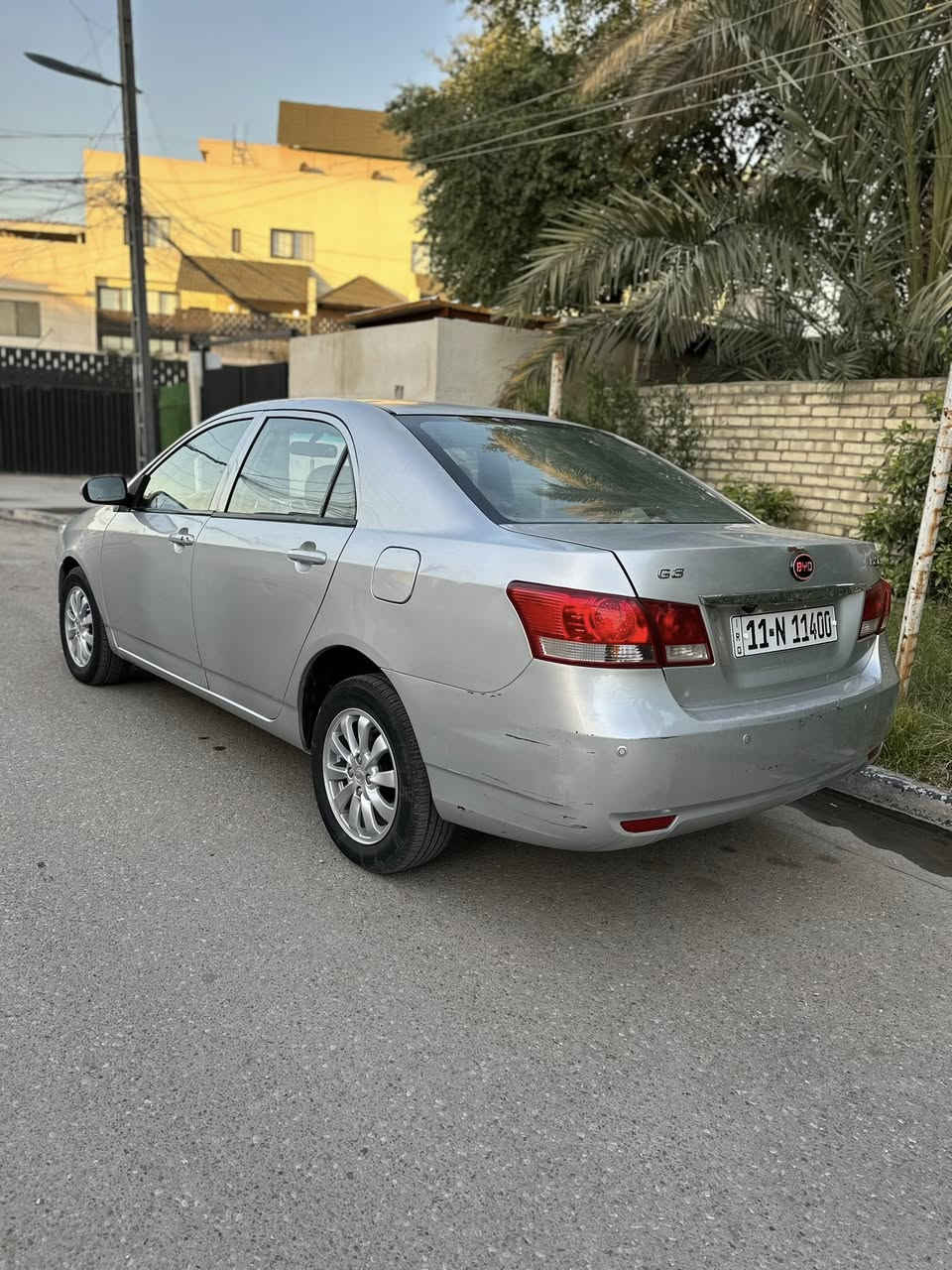 السلام عليكم بيوايدي موديل 2016 رقم بغداد دولي سيارة ماشية 80 ألف تراي شركةًمكفولة من ضربة وصبغ كير محرك لوك بلاد تبريد ❄️ بلاد صدر تخم تاير جديد السعر 67 وبيهة مجال بسيط العنوان بغداد البياع للستفسار ***********
