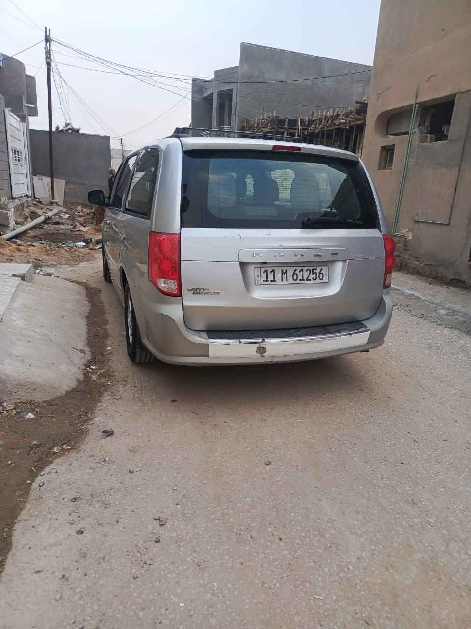 السلام عليكم دوج كرفان للبيع موديل  2012 مواصفات SXT حجم المحرك 3600 رقم الشاصي بالصور السعر 11000 الف دولار مكانها الديوانيه هاتف ***********
