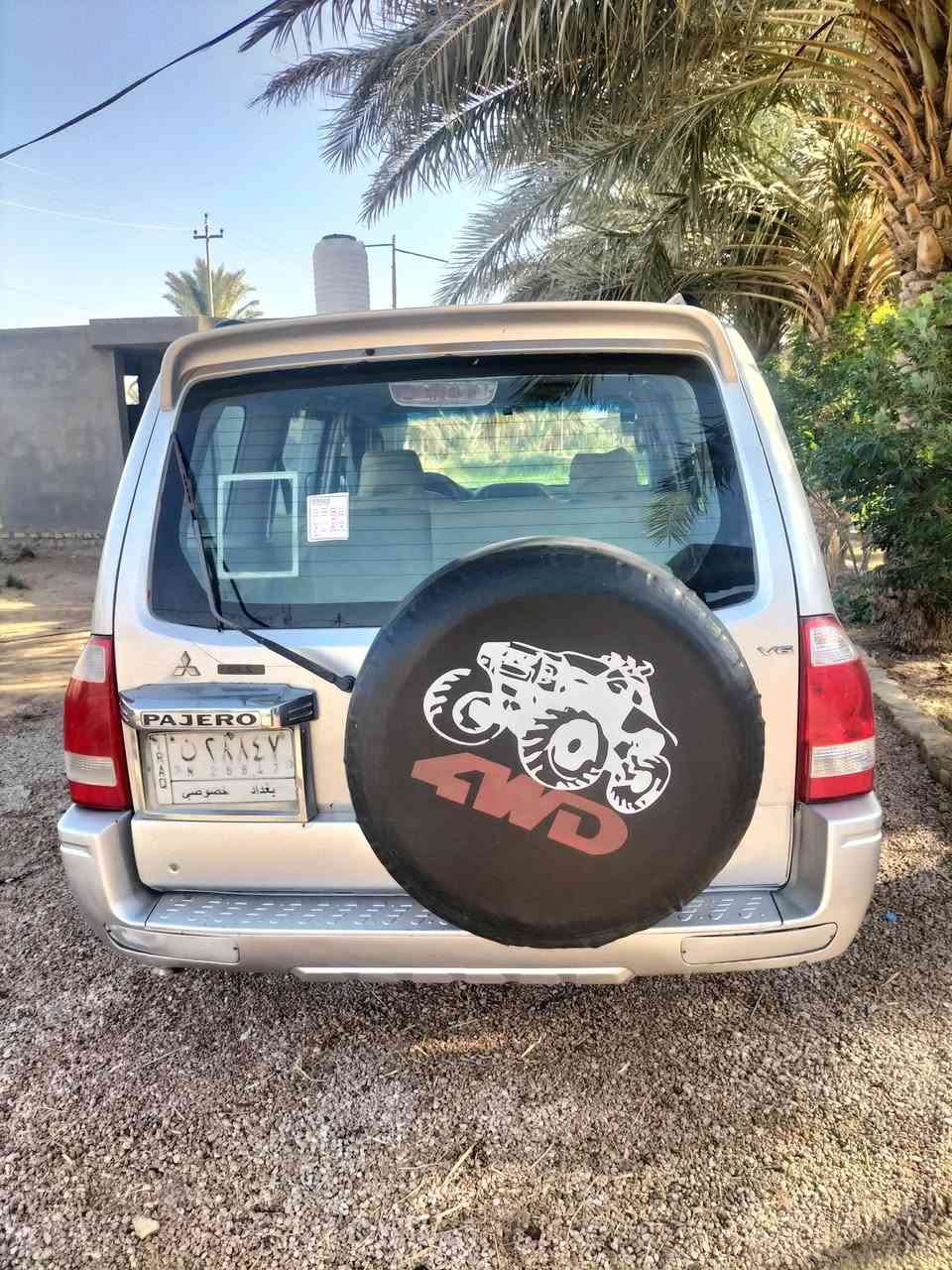 السلام عليكم باجيرو موديل 2003 نظيفه عده الكير يخربط رقم بغداد بسمي ***********
