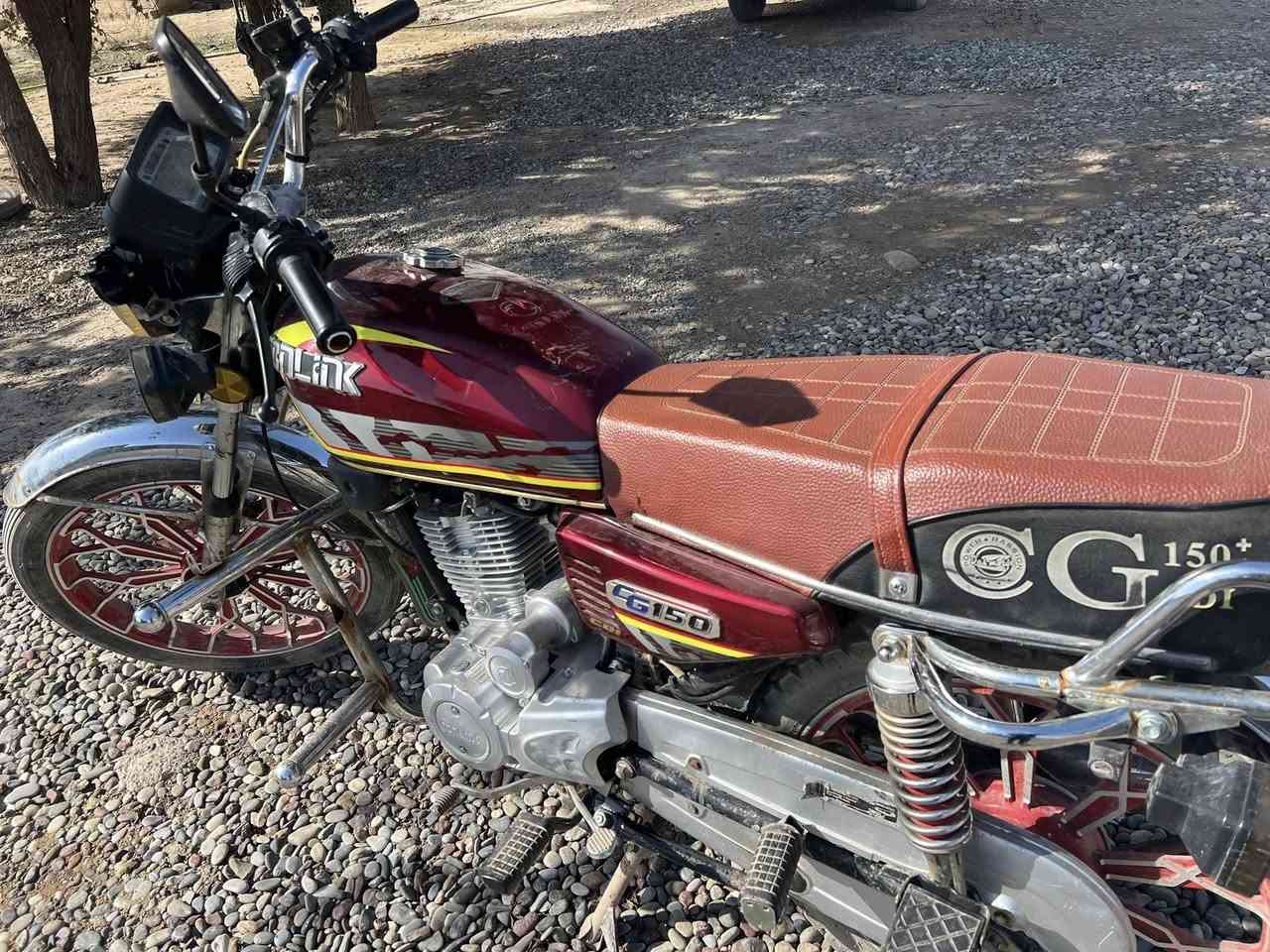 السلام عليكم
للبيع ماطور سولنك  نضيف محرك ما مفتوح موديل 2024

السعر 600 بي مجال شي قليل الموطور شغال كلشي مايعوزو


**إذا كنت صاحب هذا الإعلان وتريد حذفه لأي سبب، رجاءا أرسل رسالة إلى الدعم الفني**