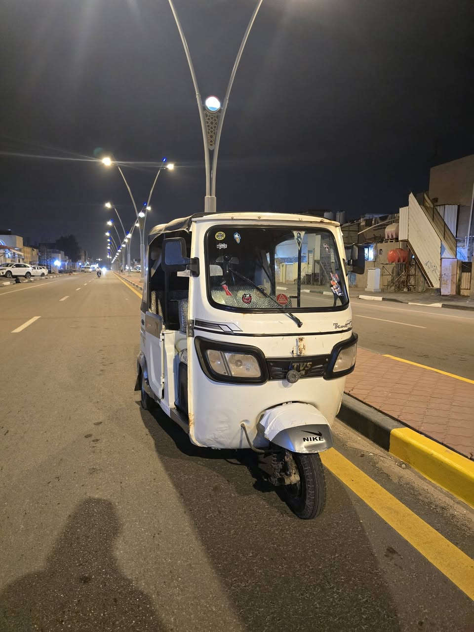 السلام عليكم تكتك البيع 2023 رقم وسنويه  تكتك حلوه وجديده تكتك مكينه كفاله بس والفات مبدله شركه وسعر 6 و800 وبيه مجال ومكاني البصره 
الحيانيه شارع 60 وهاذ رقمي ***********ʻ
