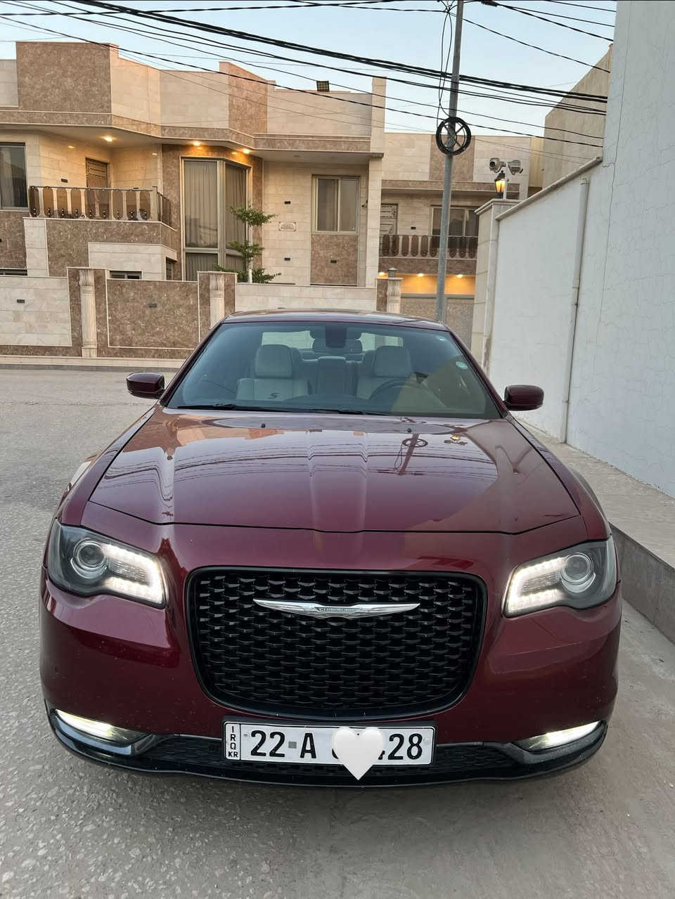 كرايسلر اوباما S300 {خليجي هارلم} 2019
فول مواصفات عدا الرادار الامامي 

بانوراما ✅

فول فول تدفئه تبريد كشنات 
تدفئه تبريد كلاصات 
برده خلفيه 
حساس امامي خلفي
وباقي المواصفات معروفه 

ملاحظه/ السياره خليجيه مكفوله كفاله عامه واكفه باب البيت صار بيها طخه جداً بسيطه بين البابين راجعه pdr ما مبينه ابد ولا 1‎%‎ شغل بلادي بمعنى الكلمه 

ماشيه 119 الف كيلو km 

كير مكينه حداديه تبريد كله مكفول 

السياره بأسمي شخصياً شرط المداور وكاله ما اسوي نهائياً 
والمداور يكون بنفس الاسبوع الي تنباع بي السياره (مرتبط بعمل مو كل وقت اكدر افرغ نفسي )

السعر 280 ورقه وبي مجال بسيط مكاني بابل-الحله 
رقمي *********** التفاصيل كلها مذكوره اتصل وبيك خير وتدلل 

ميعجبك السعر اذكر الله واعبر المنشور🤍
