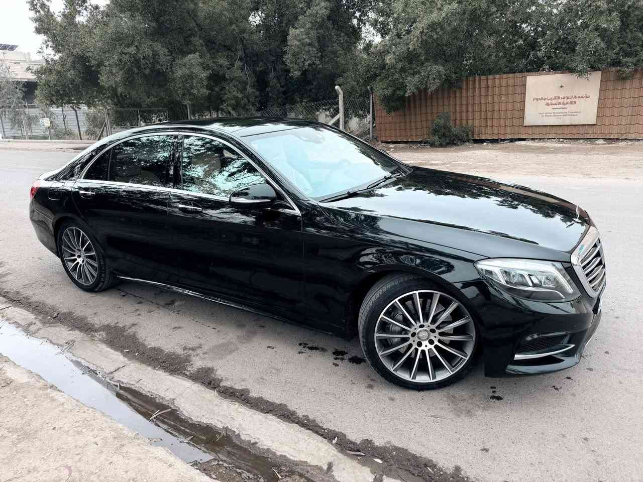 السلام عليكم
للبيع Mercedes S500 2014 باب طويل يخت🖤vip🥇
-مكينه 8 سلندر (4فصوص) 
-3 وضعيات قيادة اقتصادية وعادية وسبورت
-بانوراما  
-٥ بردات
-٤ كامرات 360
-حساسات 360 
-اوتو بارك
-رادار امامي
-رادار خلفي
-رادار جانبي
-نقطه عمياء + ثبات مسار وتغير حسب الرادار
-كشن تدفئه و تبريد +++مسااااج🫠جميع الكشنات+ذاكرة 
-كشن يفتر ويه لستيرن
-قياده اليه 
-ثلاجة خلفيه
-عطر بجكمجة 
-شاشات خلفيه
-بصمه ابواب +ابواب شفط
-بصمه تشغيل 
-جكات تنزل وتصعد
-كشن خلفي مفصول vip
-داخل لدات ٧ الوان
-استيرن G هيتر تبريد 
-ويل 20 تاير دبل سايز جديد هالشهر شديته
-جنطه كهرباء
-كشنات خلفيه كهرباء
والكثير الكثير من المواصفات 🖤
⭕️اخوان السيارة حيل حيل جديدة خليجيه مكفولة كفالة عامة وكشرها حيل نظيف بعض الملاحظات بيها بالسونار pdr ب3 اماكن حيل صغيرة ومصلحات درجة اولى
السيارة على وضع البلاد الشركة
كير مكينة تبريد كله لوك بلادي
بالعافية للي تصير من نصيبه

-السيارة رقم اربيل عندي وكالة بااسمي تريد مداور تريد وكالة اني حاضر

-السعر ان شاء الله 400$ ورقة
-*********** واتس اب
-مكان السيارة بغداد البياع
