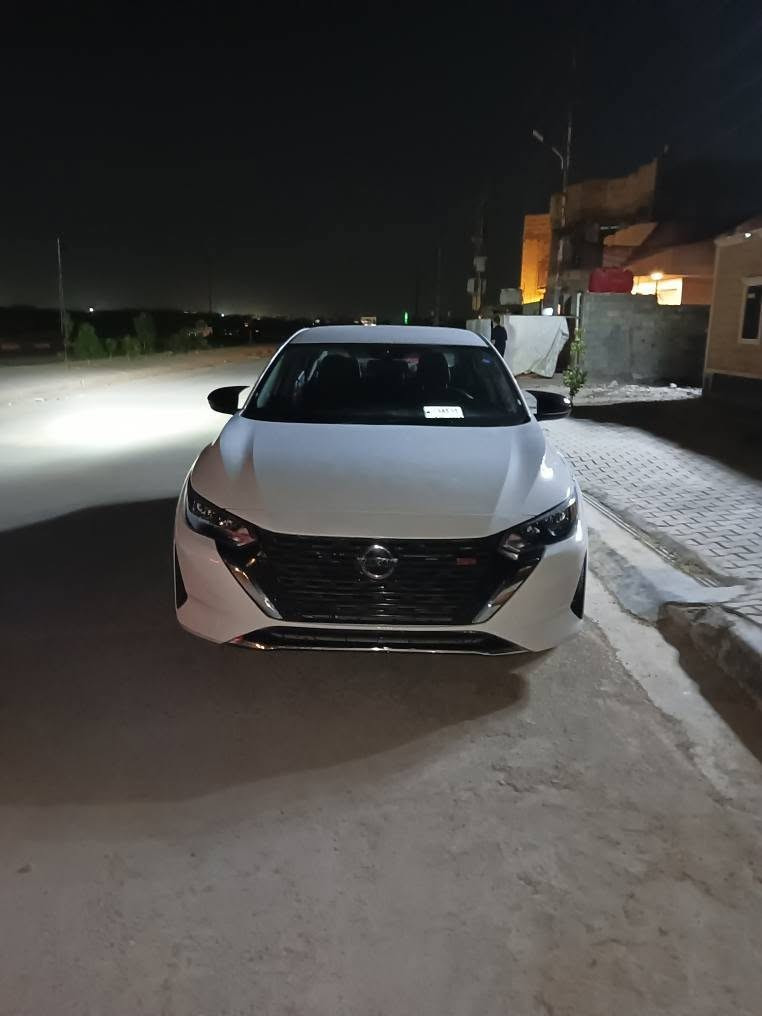 للبيع نيسان سنترا موديل25 
ماشيه 29الف
السياره داخله كتاب شهداء اسويلك وكاله عامه بيها
حادثها فقط بنيد مبدل ومكفوله من لغود وشواصي 
سياره معروضه ب140$وبيها مجال قليل حك الجيه 
للتواصل واتساب واتصال:***********
