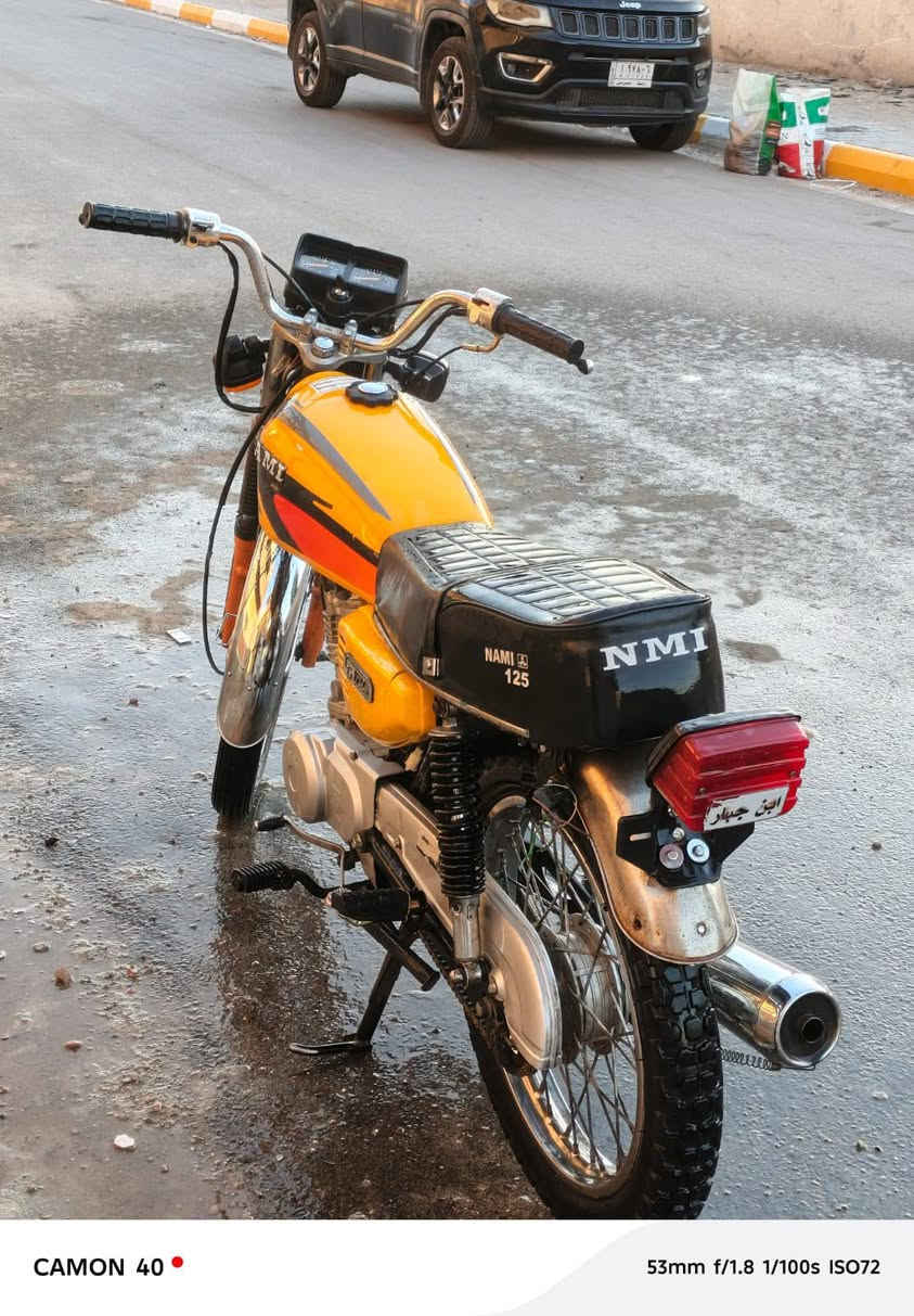 شباب دراجه للبيع 
اربعه گير موديل 21 اوراقه اصولي 
ودراجه نظيفه اليحب يعرف السعر على رقم يتصل 
 ***********
سعر مناسب
