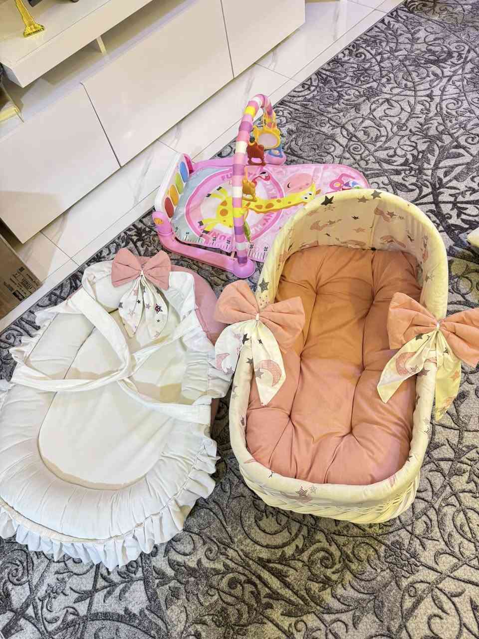 اعراض طفله للبيع استعمال جداً قليل بعدهن جديدات امانه الله 
كلهن 50 الف 
الكريكوت والي وياه فراش الارضيه سويتهن يم بنت بكردستان ب130 الف واستعملتهن فقط اسبوع واحد


**إذا كنت صاحب هذا الإعلان وتريد حذفه لأي سبب، رجاءا أرسل رسالة إلى الدعم الفني**