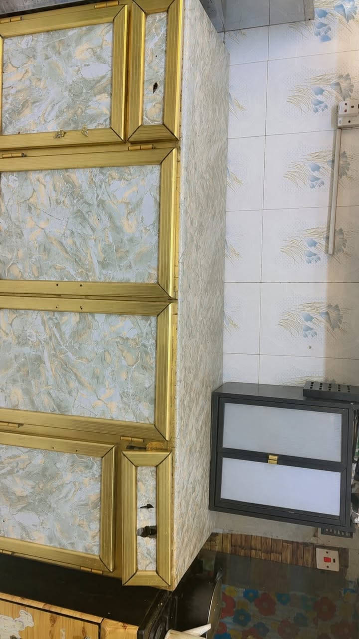 اغراض منزل للبيع كلمن وسعرة 
السعر جدا مناسب 
الشراي يجي خاص 
العنوان البصرة العشار


**إذا كنت صاحب هذا الإعلان وتريد حذفه لأي سبب، رجاءا أرسل رسالة إلى الدعم الفني**