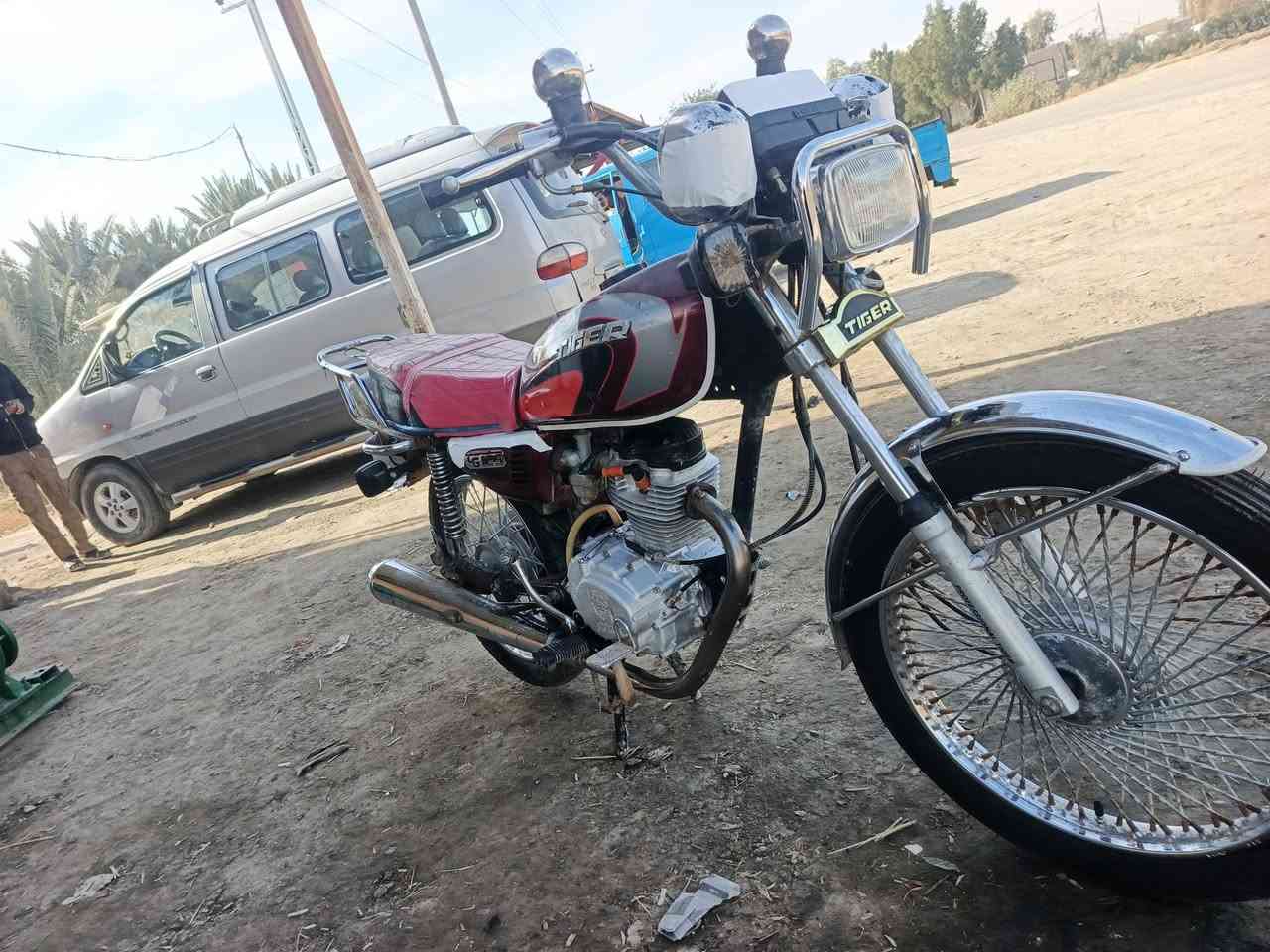 السلام عليكم دراجه تايجر للبيع اوراق كامله 2021 مقفوله كفاله عامه كلها شغاله محركه تخم تاير جديد دراجه مال جنايه السعر ب 400 وبيها مجال مكاني بالحمزه الغربي والاستفسار على هذا الرقم‏‪***********‬‏
