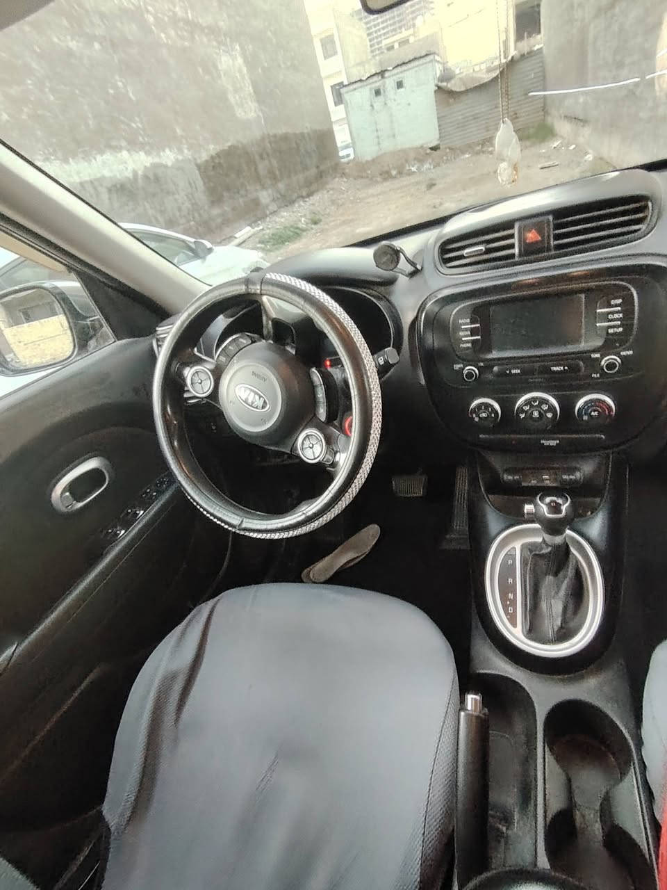كيا صول للبيع
موديل ٢٠١٩
محرك ١٦٠٠
السياره نظيفه ميحتاج الها اي تصليح
اي استفسار  الرقم بي واتساب***********
؛؛
