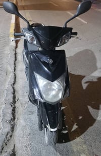 دراجه سكنس للبيع ياباني كهربائيات شغاله كلها المكينه مكفوله وضمان %100...