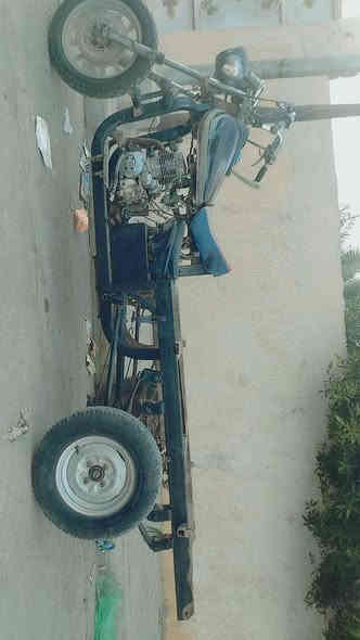 سلام عليكم ستوته لبيع كلك ستوته بس شاصي بدون بدي شاصي مكفول مكينه نضيفه سعرهاا400 وبيهاا مجال مكان الرميثه *********** مامتواجد عل فيس
