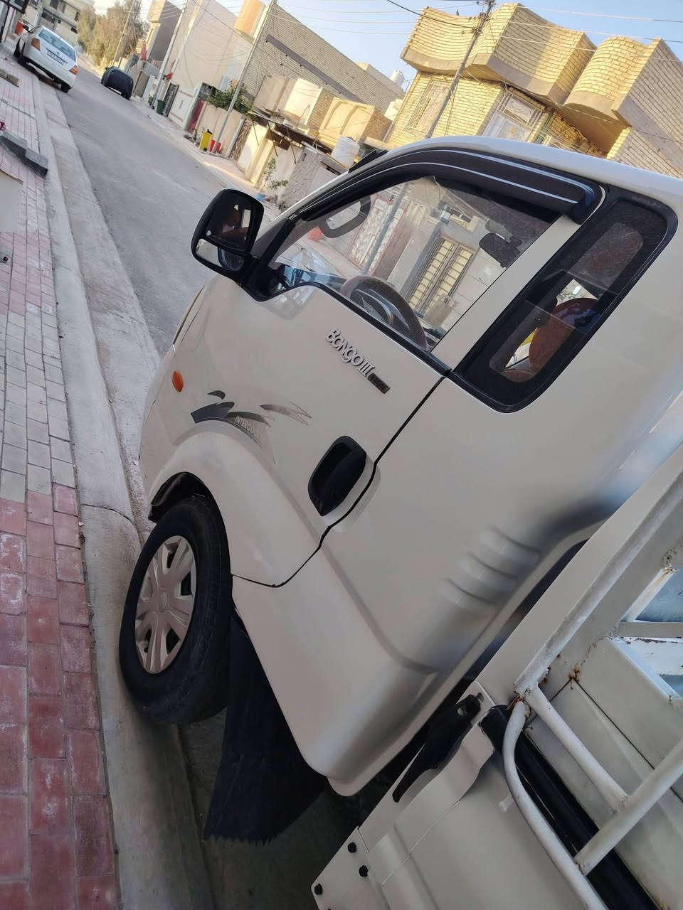 سلام عليكم كيه موديل207 رقم انكليزي بابل سياره جديده مكفوله كفاله عامه سياره خير من الله محرك وكسن وكير شرط محرك 3000 مفتوح مكان كربلاء ***********
