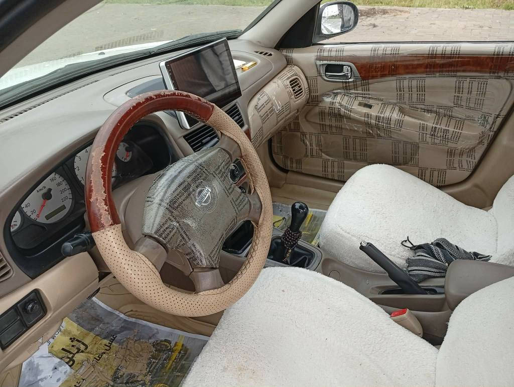 نيسان صني ياباني موديل 2010كير عادي سنوي تازه رقم تازه 4 تايه تازه كير و مكينه به شه رت جركه ي تيا نيه هتا بلي سياره يه جوانه 3بارجه و نيوي سبوغه بيش قرجي كي هه يه توزي دواوه شي هه يه توزي ناو حه زي گرتوه ***********
*********** كركوك, العراق
