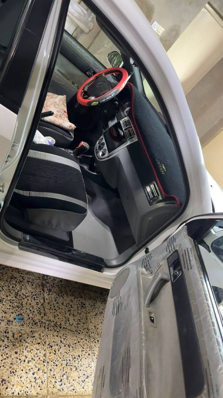 السلام عليكم اعضاء الكروب الكرام عندي اوبترا 2010ابيض ناصع شركه عامه السياره مكفوله كفاله عامه مبدل بيهه قطعه وحده اثر طخه خفيفه مواصفات  السياره 
تدفئه نار
تبريد ثلج 
كير مكينه درايم شفتات كله مضبوط واصلي 
صدر امامي خلفي جديد 
تخم تاير +ويل كب جديد بالكارتون 
دوشمه جديده 
ارضيه جلد 
لايتات بلاجكتور جديد كارتون 
بك لايتات شغاله 
مابيهه نقص 
شاشه تاب وكامره دواره 
السياره استعمال بيت كلش نضيفه جدا جدا 
السياره سعرهه ٨٥ وبيهه مجال 
للاتصال على الرقم ***********
غير متواجد على النت
