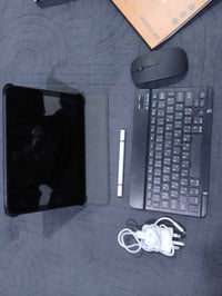 ايباد ١٢٨ • رام ٢٠ • ضمان سنة