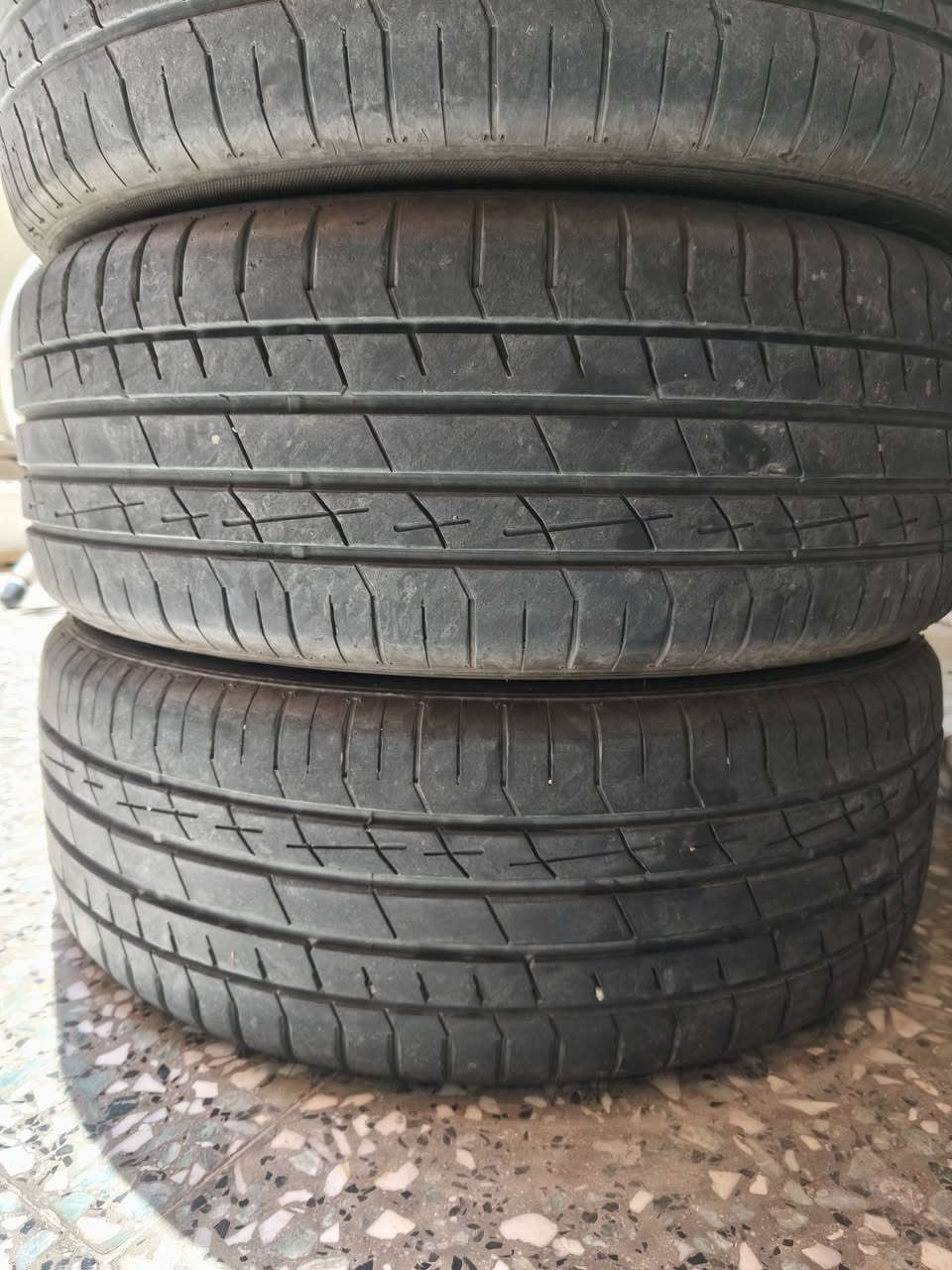 تخم مستعمل قياس 225/55R19
جان على سيارتي
نوع اكسيليرا اندونيسي انتاج 2024
السعر 85 الف مكان بغداد
***********
