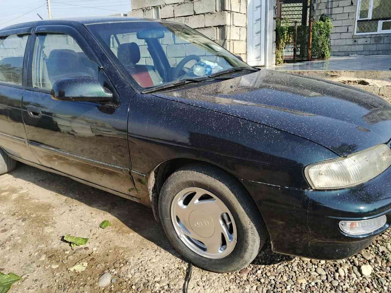 كيا سيفيا الموديل 95 سياره مقفوله من ضربه صبغ فقط جماليه السنويه لل 26 كان سامراء ناه محرك بخيط تبخير والسعر 38 بيها مجال للشراي ***********
