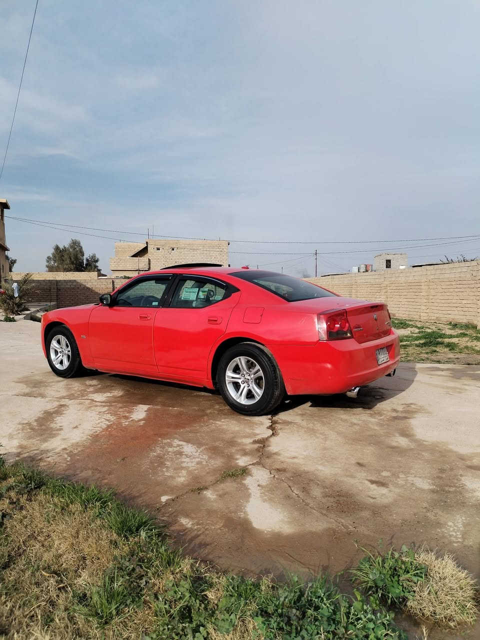 سلام عليكم من رخصة الادمن جارجر ٢٠٠٩ جاهزه مابيه اي نقص السياره نضيفه مامتعوبه فقط بيهه باب خلف السائق أثر شخوط مثل ماموضح بالصوره  الهالات مصلحات ومصبوغات، الباب مصلح أثر شخوط السيارة مشروع وطني باسمنه تحويل وين ماجان ب ١١٥ رقم بصره تحويل ثاني يوم، و رجاءً المايعجبه المنشور خلي يعبره كلشي اكو بالسوك، رقمي تلفوني متواجد ع الفيس والماسنجر و الواتس اب، ***********
